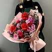 
											Букет на 14 февраля с розами, гермини и маттиолой