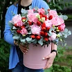 
											Букет в шляпной коробке 